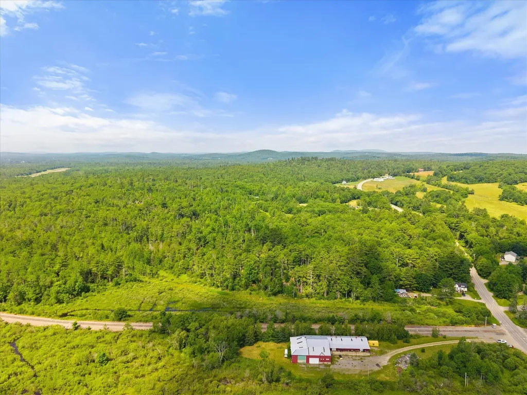 532 Lebanon Road Winterport ME 04496