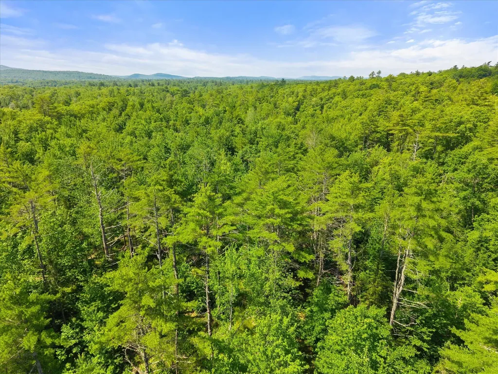 532 Lebanon Road Winterport ME 04496