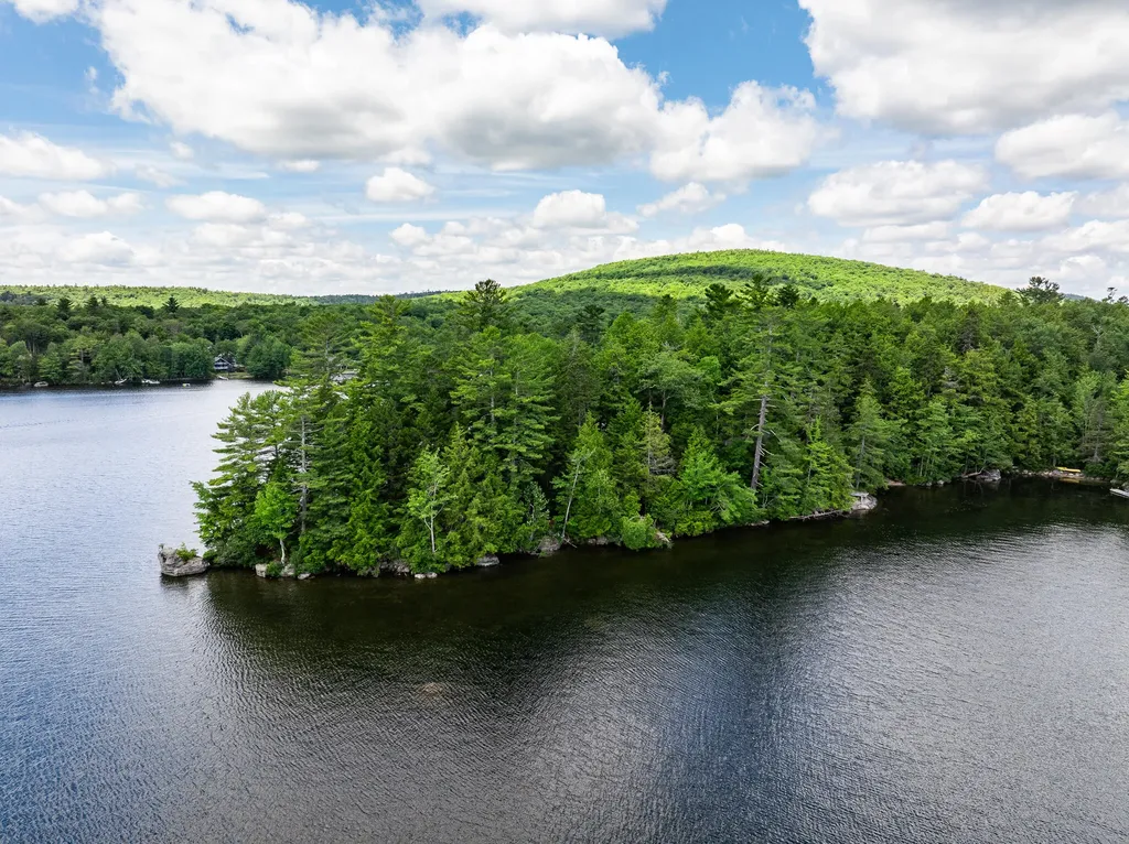 80 Pearl Point Road Dedham ME 04429