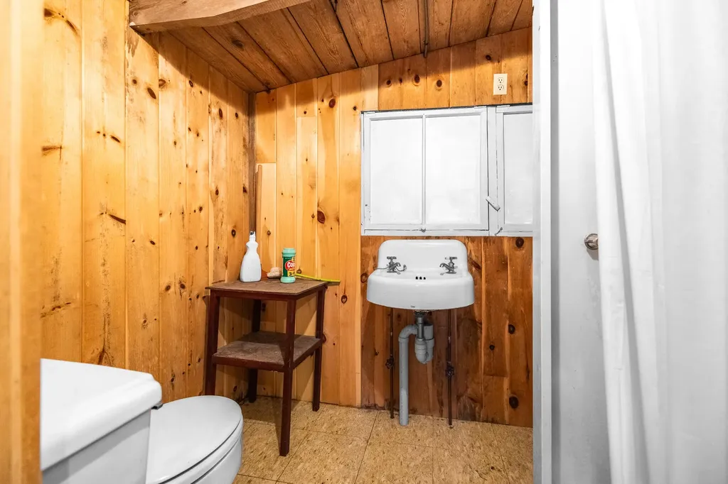 80 Pearl Point Road Dedham ME 04429