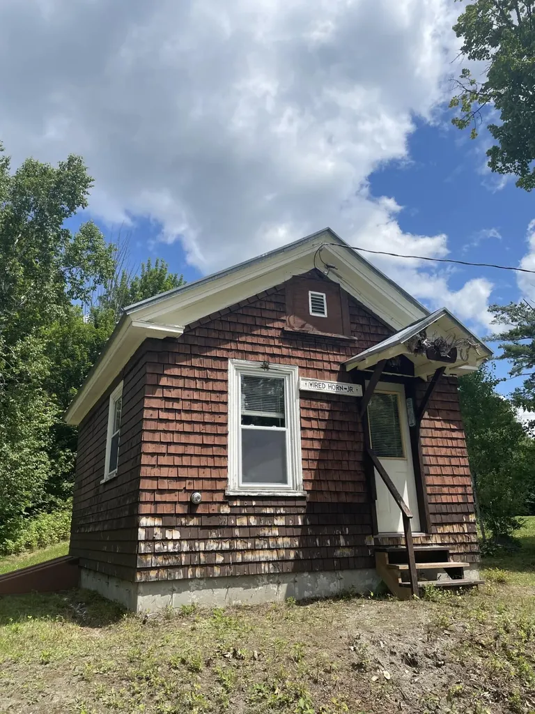19 Henderson Road Jackman ME 04945