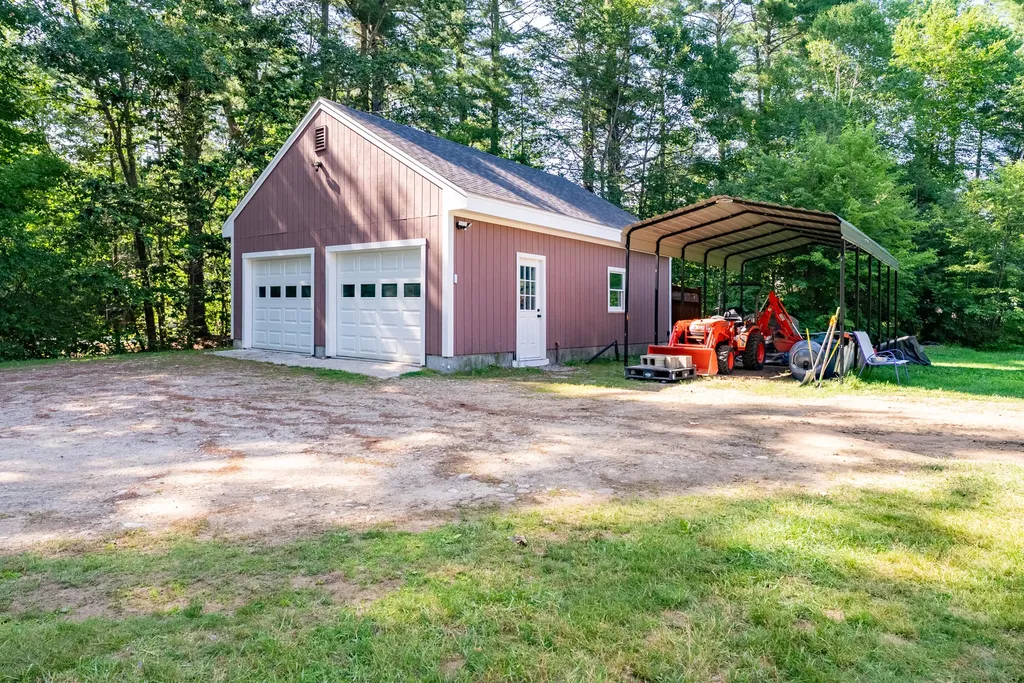 82 Country Club 1 Road Sanford ME 04073