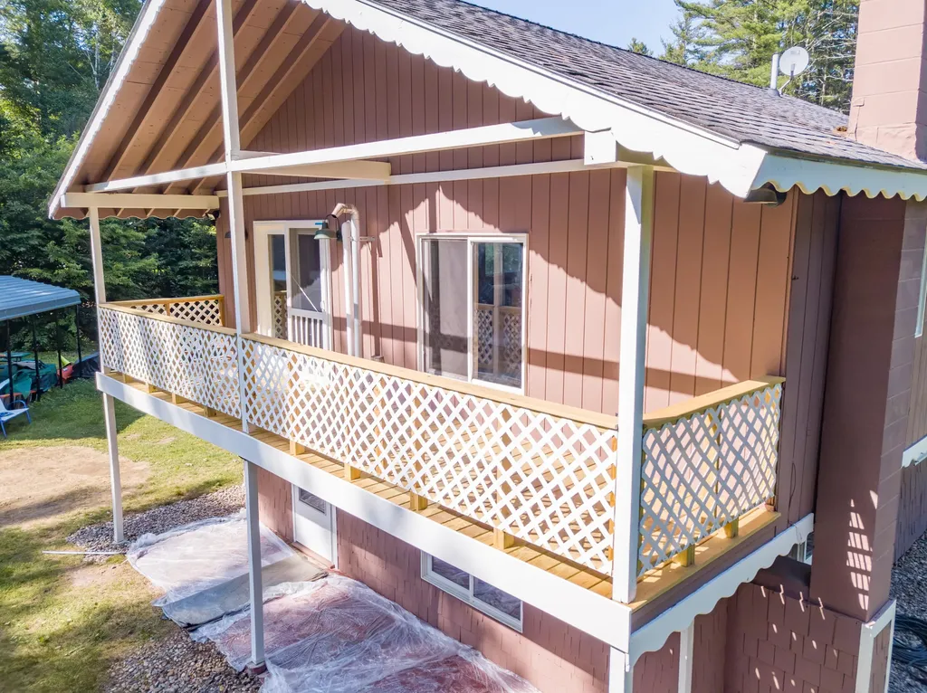 82 Country Club 1 Road Sanford ME 04073