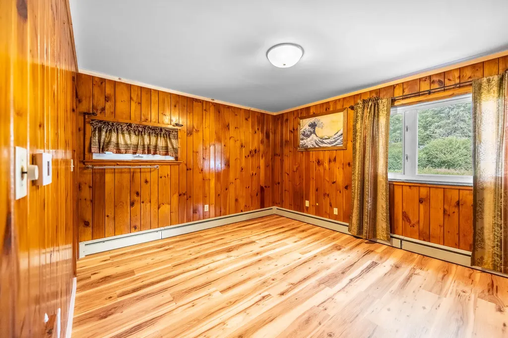 2 Averill Street Orono ME 04473