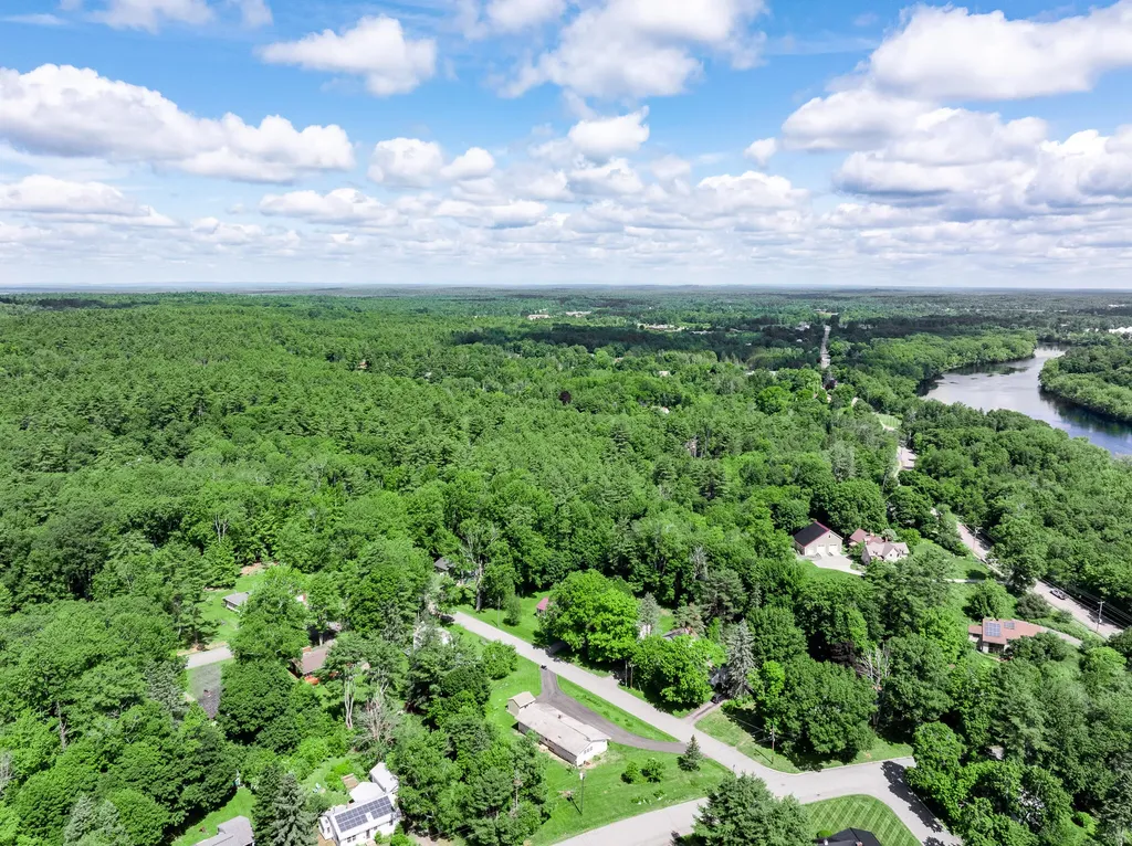 2 Averill Street Orono ME 04473