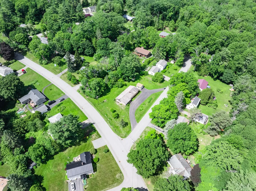 2 Averill Street Orono ME 04473
