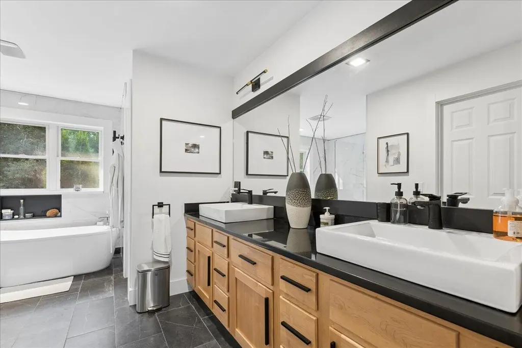 38 Osprey Reach Road Stockton Springs ME 04981