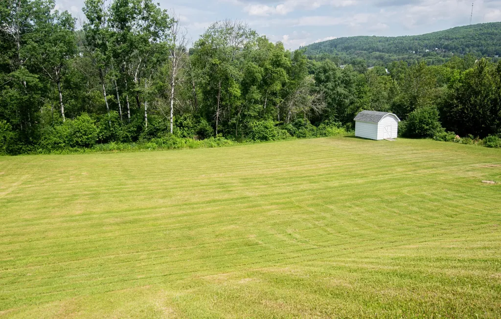 32 U.s. 1 Frenchville ME 04745