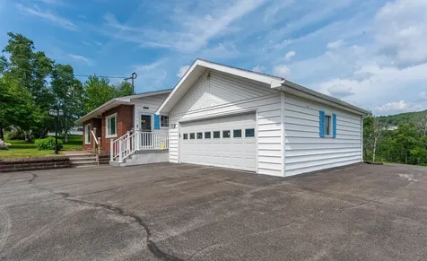 32 U.s. 1 Frenchville ME 04745