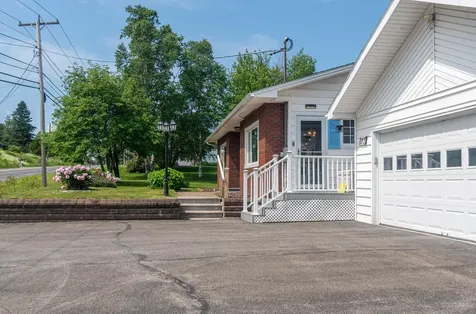 32 U.s. 1 Frenchville ME 04745
