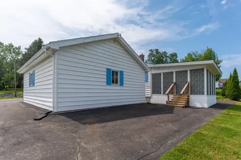 32 U.s. 1 Frenchville ME 04745