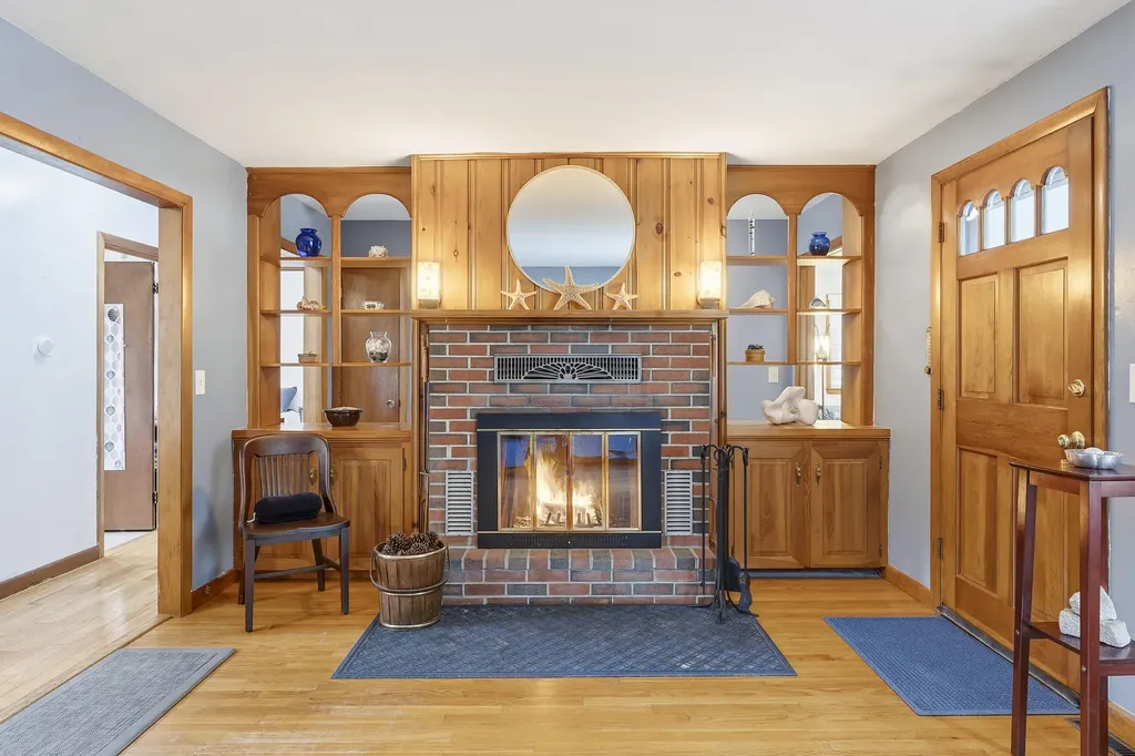 6 Forbes Road Lisbon ME 04252