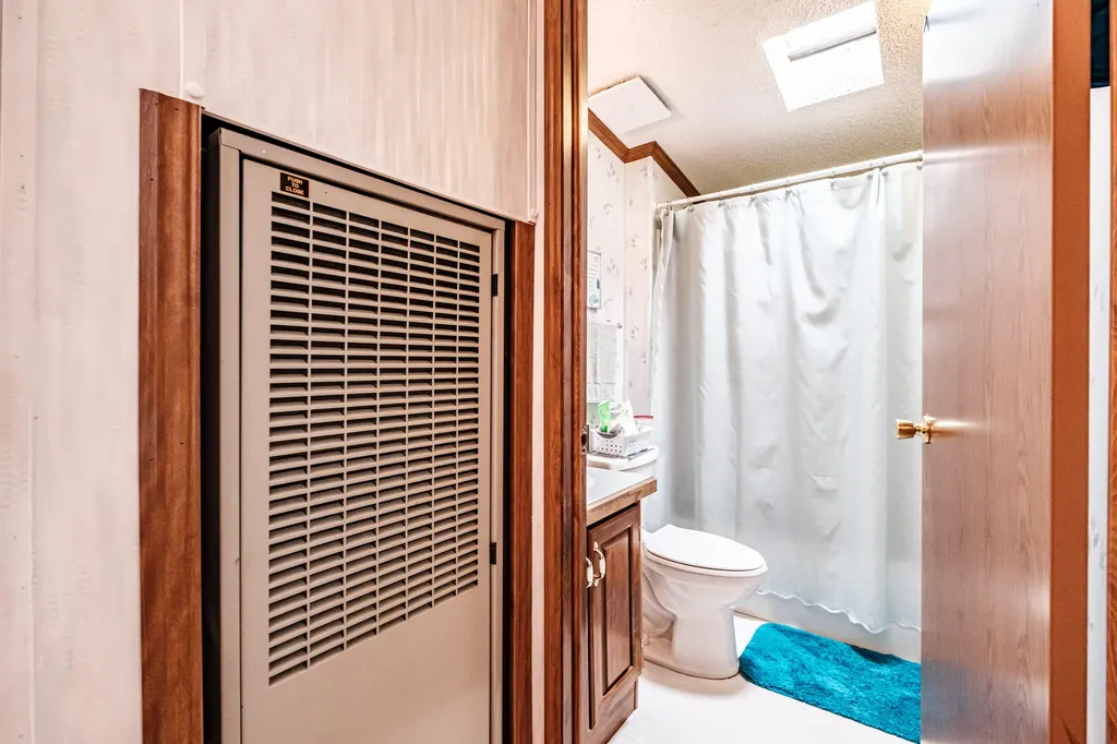 5 Donna Avenue Naples ME 04055