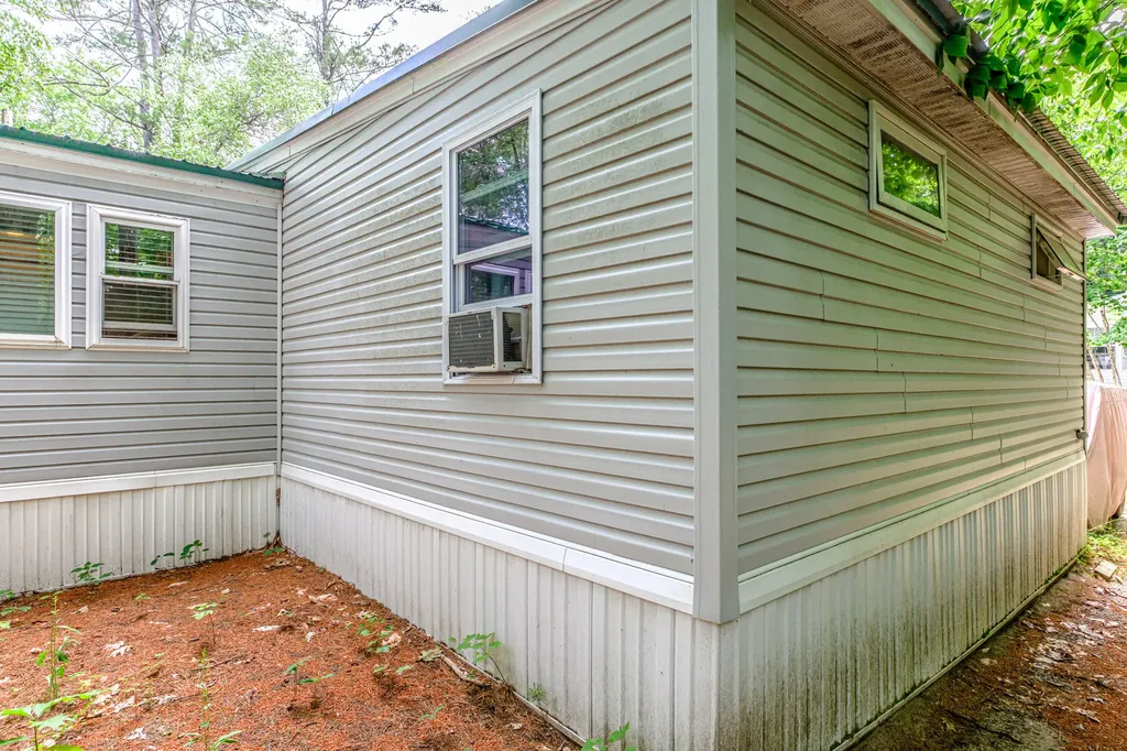 5 Donna Avenue Naples ME 04055