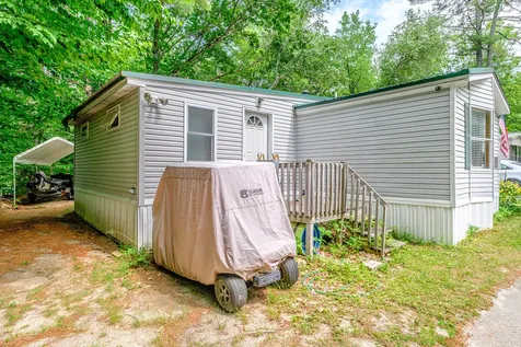 5 Donna Avenue Naples ME 04055