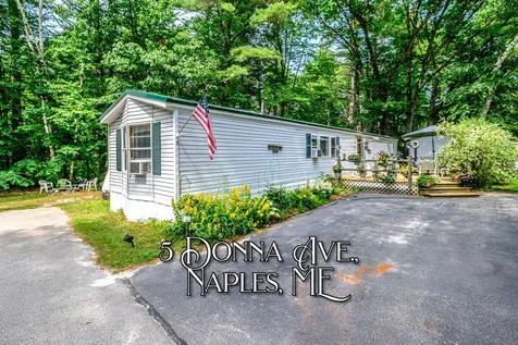5 Donna Avenue Naples ME 04055