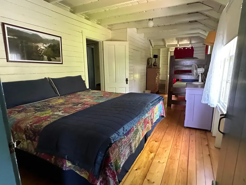 68 Cliff Road Northport ME 04849