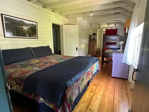 68 Cliff Road Northport ME 04849