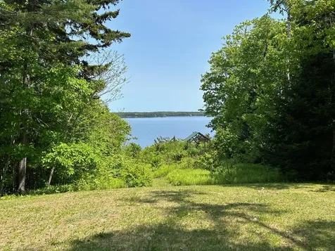 68 Cliff Road Northport ME 04849