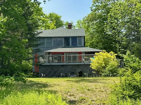 68 Cliff Road Northport ME 04849