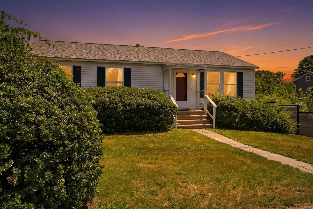 116 Rogers Road Kittery ME 03904