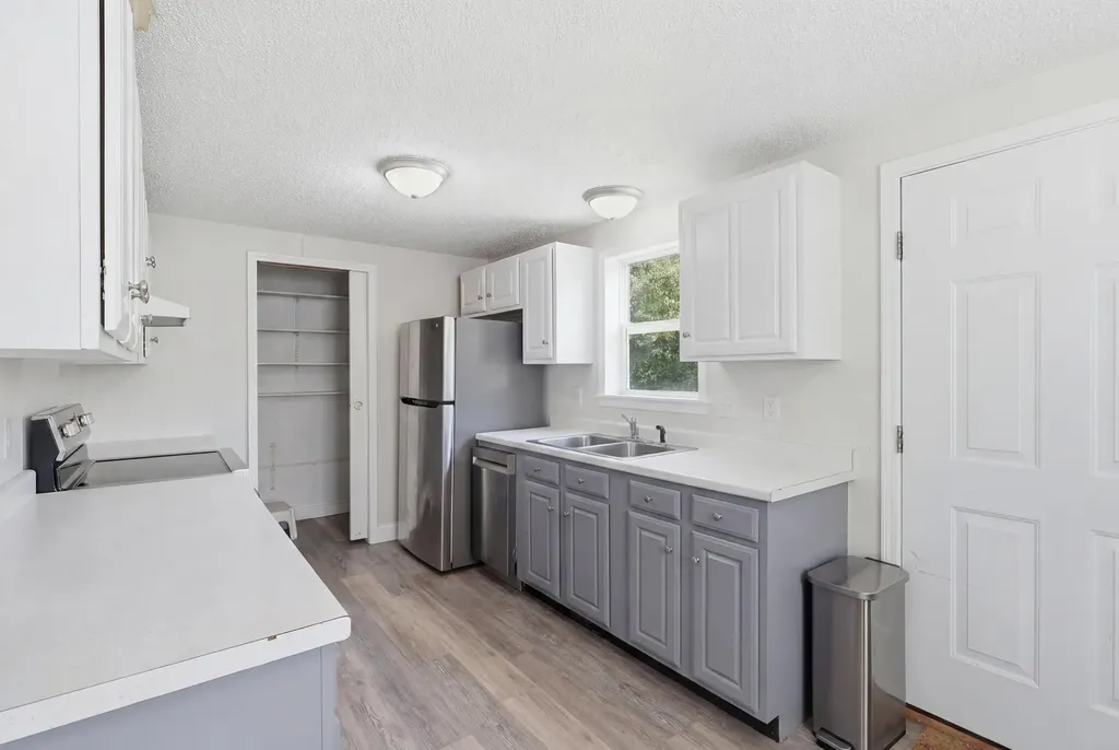 116 Rogers Road Kittery ME 03904