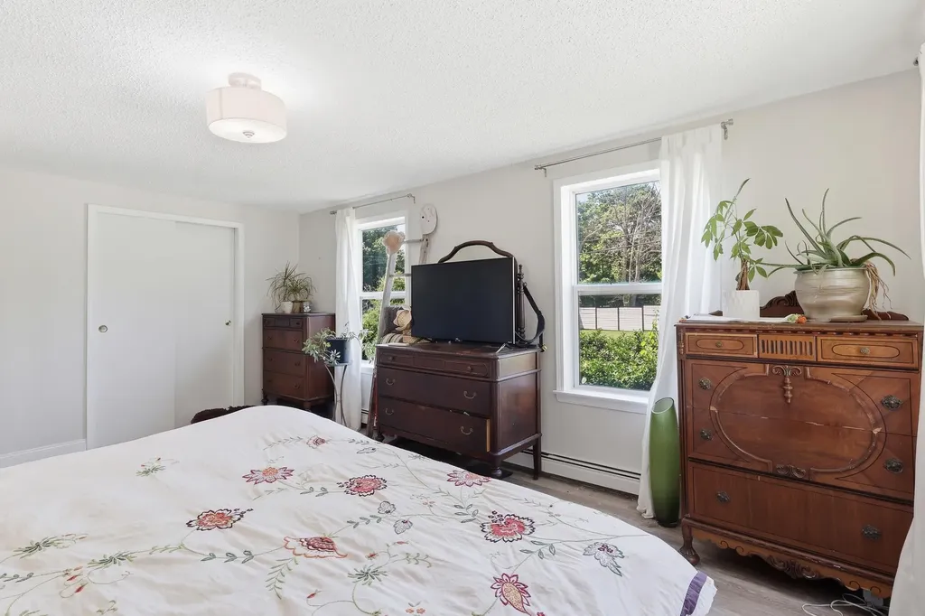 116 Rogers Road Kittery ME 03904