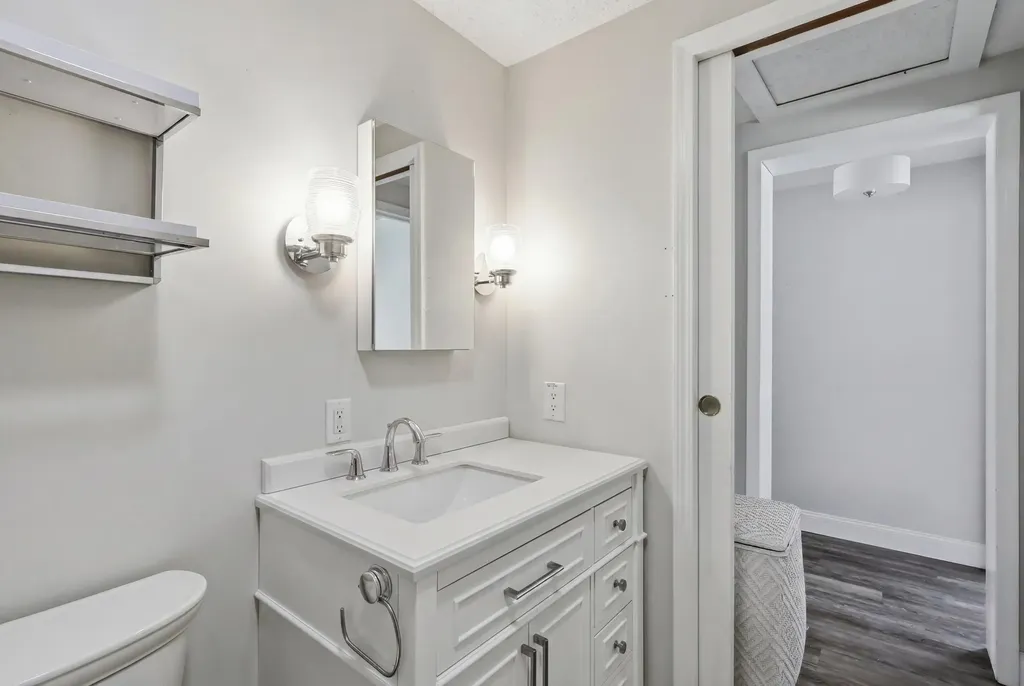 116 Rogers Road Kittery ME 03904