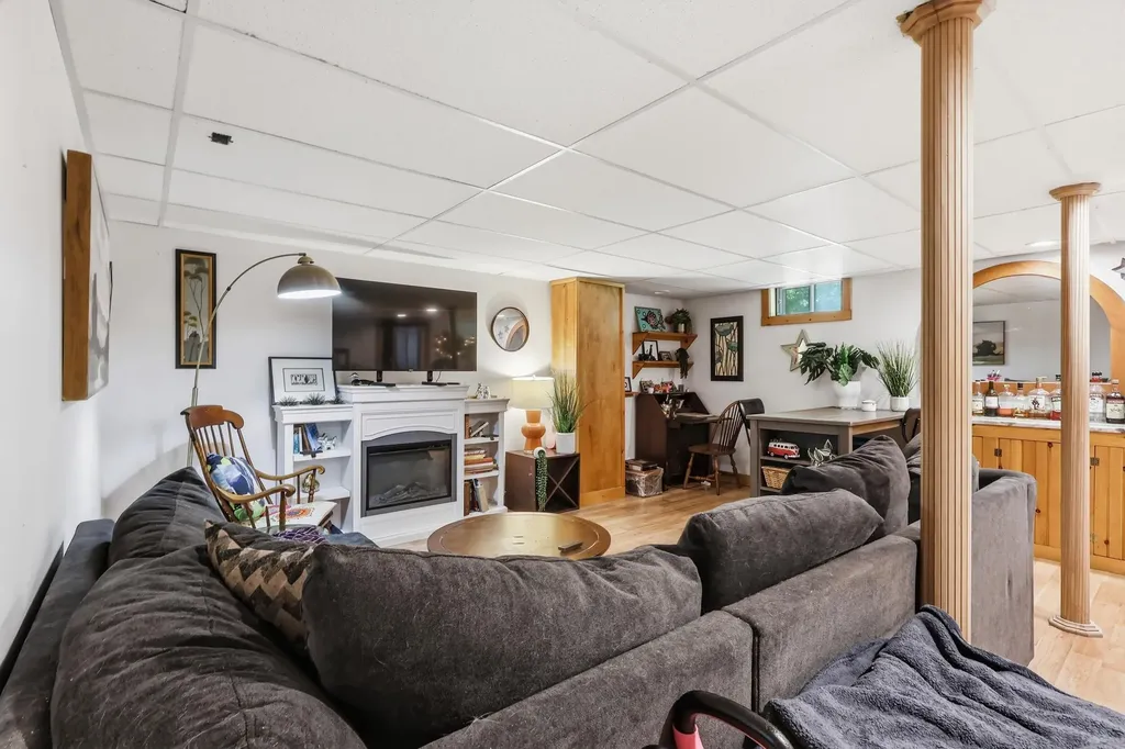 116 Rogers Road Kittery ME 03904