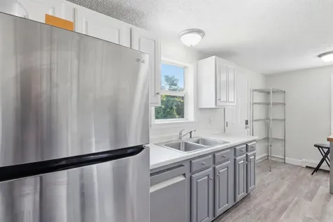 116 Rogers Road Kittery ME 03904