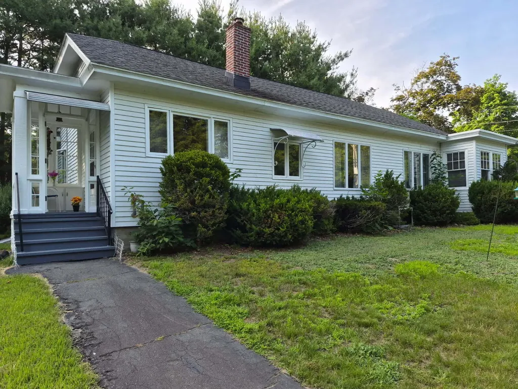 1106 Chase Road Veazie ME 04401
