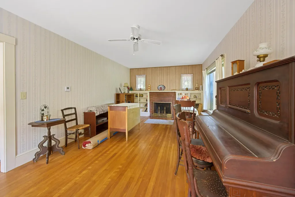 1106 Chase Road Veazie ME 04401