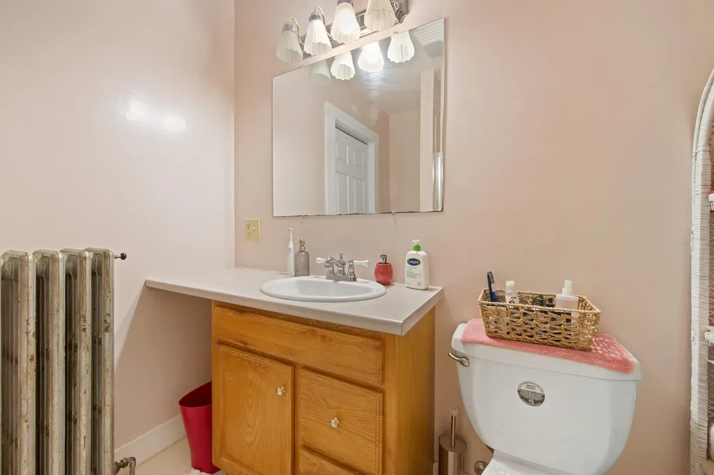 1106 Chase Road Veazie ME 04401