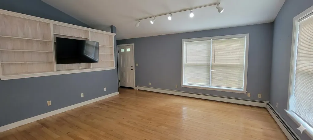 57 Gillette Road Buxton ME 04093
