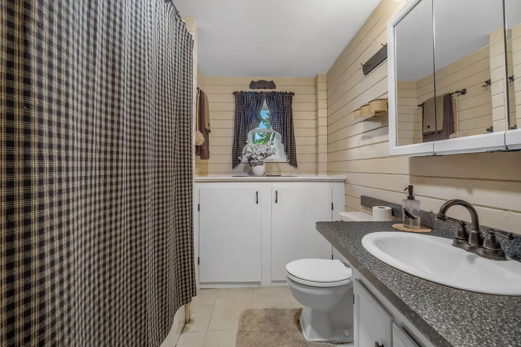 19 Nason Rock Road Greene ME 04236