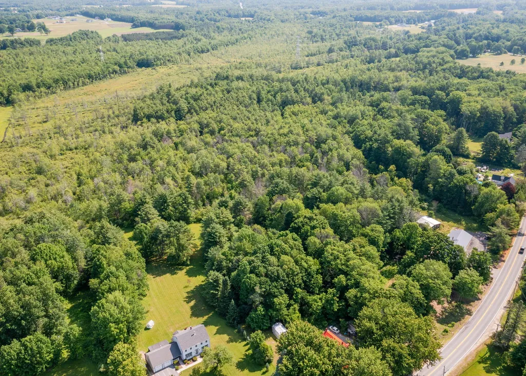 1326 Long Plains Road Buxton ME 04093