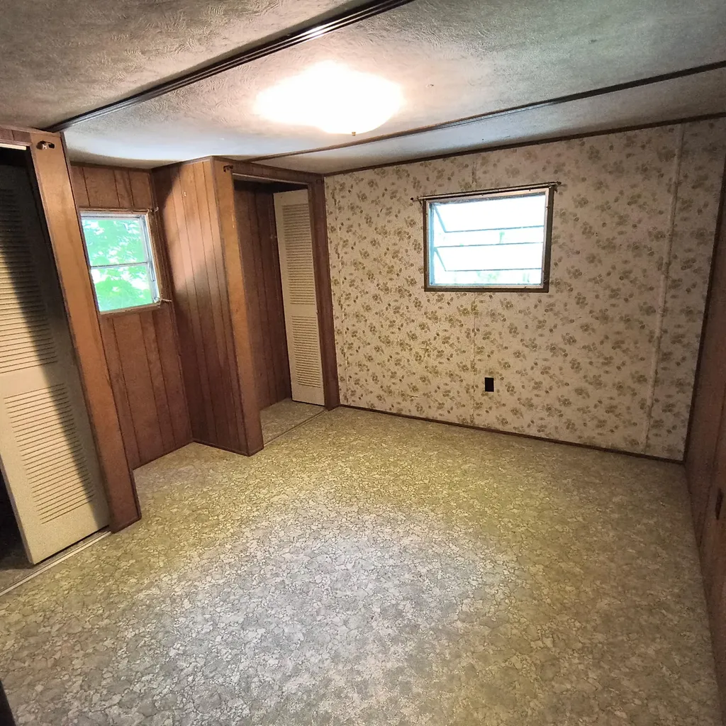 1326 Long Plains Road Buxton ME 04093