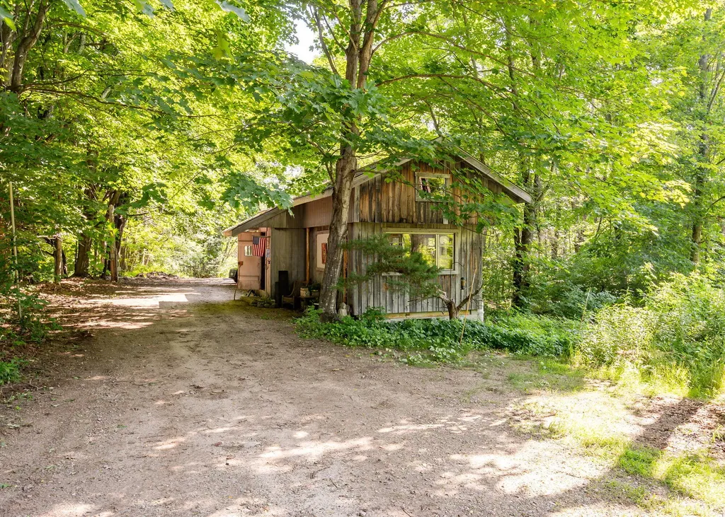1326 Long Plains Road Buxton ME 04093