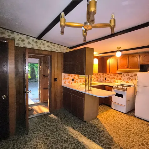 1326 Long Plains Road Buxton ME 04093
