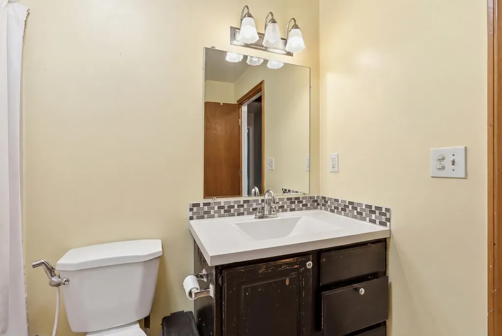 23 Hunter Lane Topsham ME 04086