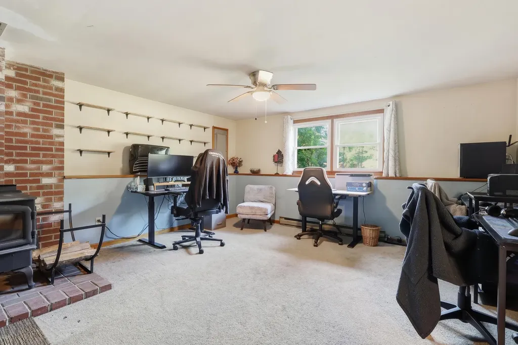 23 Hunter Lane Topsham ME 04086