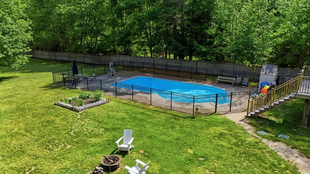 23 Hunter Lane Topsham ME 04086