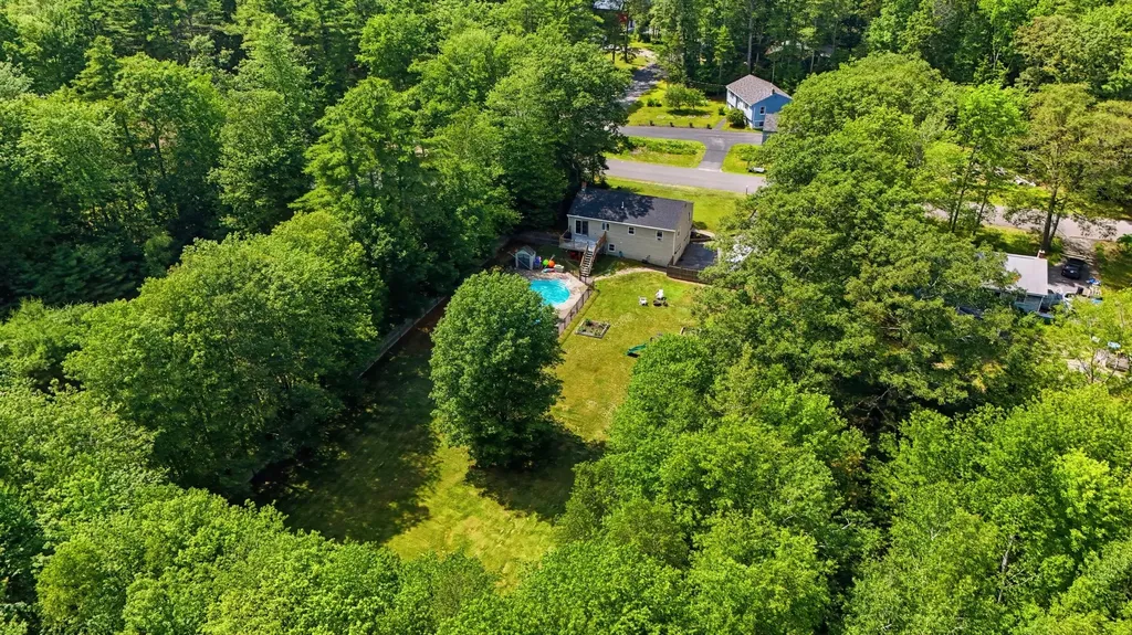 23 Hunter Lane Topsham ME 04086