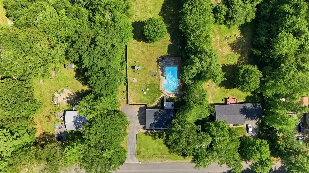 23 Hunter Lane Topsham ME 04086