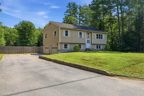 23 Hunter Lane Topsham ME 04086