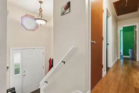 23 Hunter Lane Topsham ME 04086