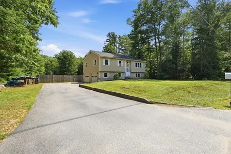 23 Hunter Lane Topsham ME 04086
