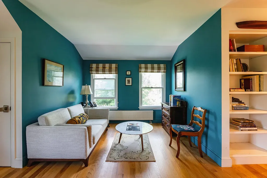 6 Chestnut Hill Camden ME 04843