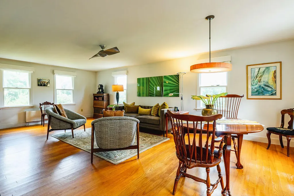 6 Chestnut Hill Camden ME 04843