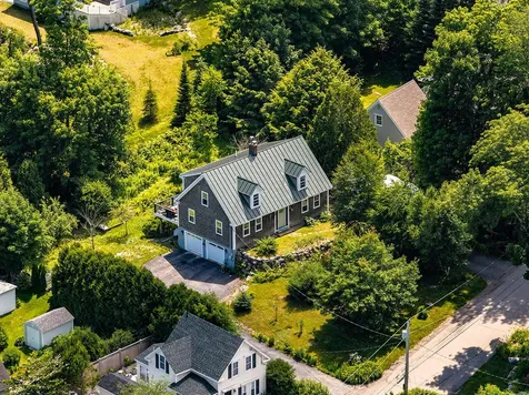 6 Chestnut Hill Camden ME 04843